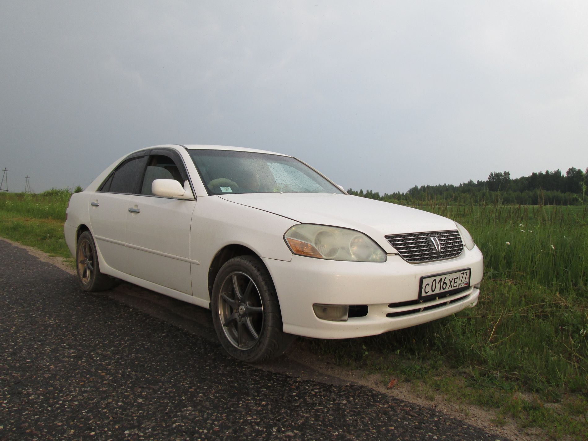 с 016 хе 77, Toyota Mark II 9th gen Sedan (X110), 2000–2004