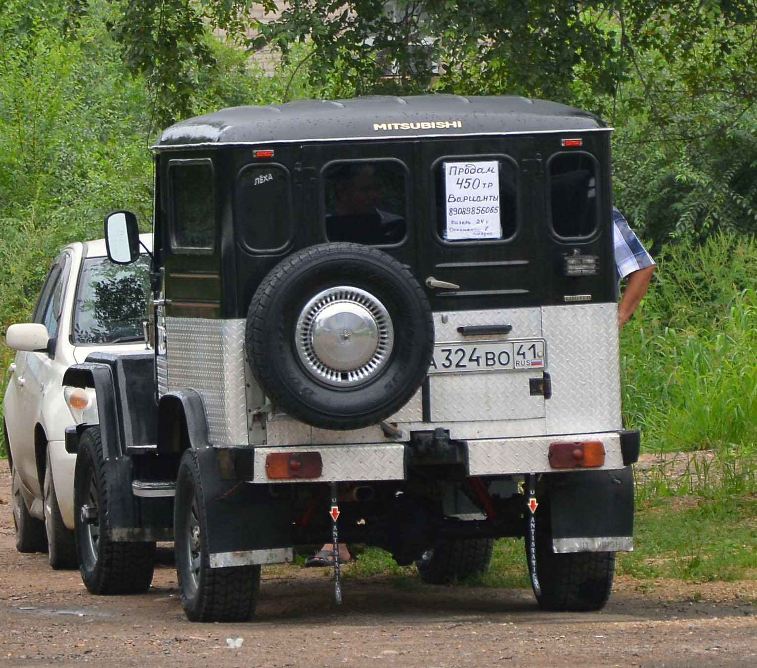 а 324 во 41, Mitsubishi Jeep 