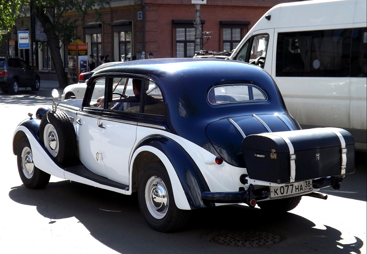 к 077 на 38, Horch 930 