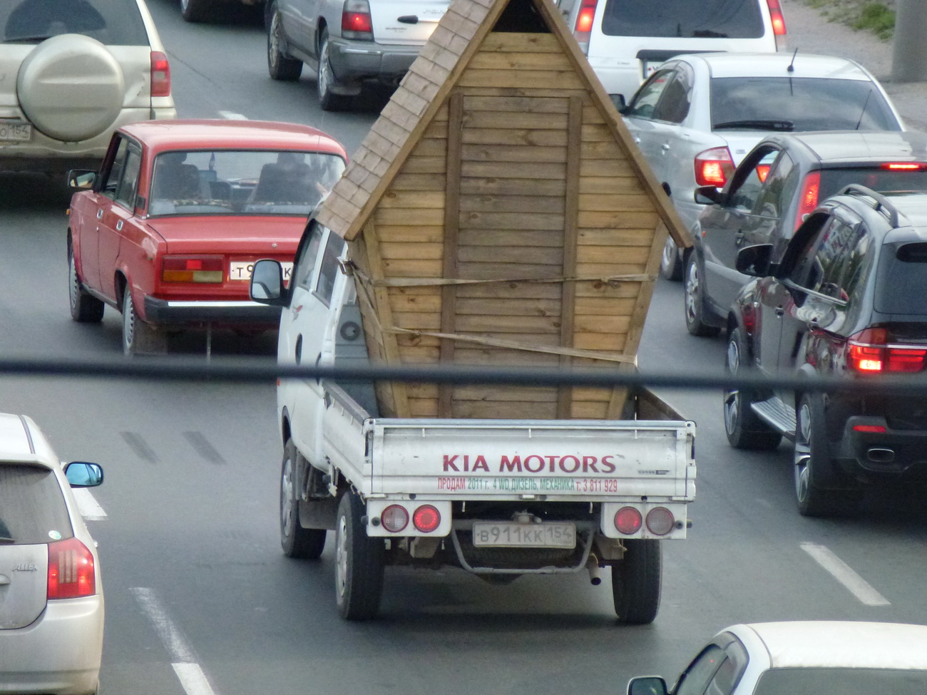 в 911 кк 154, Kia Bongo 