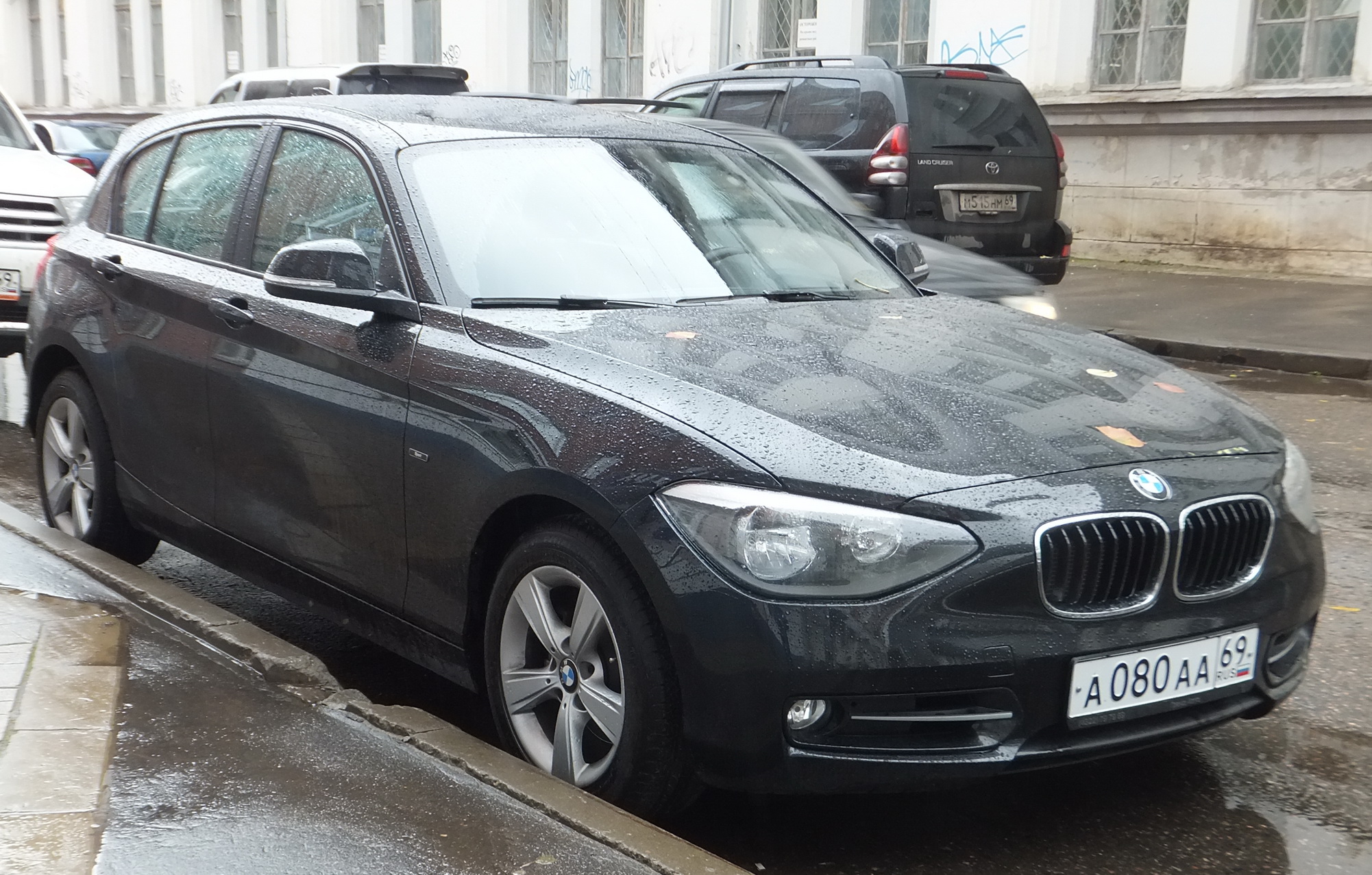 а 080 аа 69, BMW 1 Series 2nd gen 5-door Hatch (F20), 2012–2015