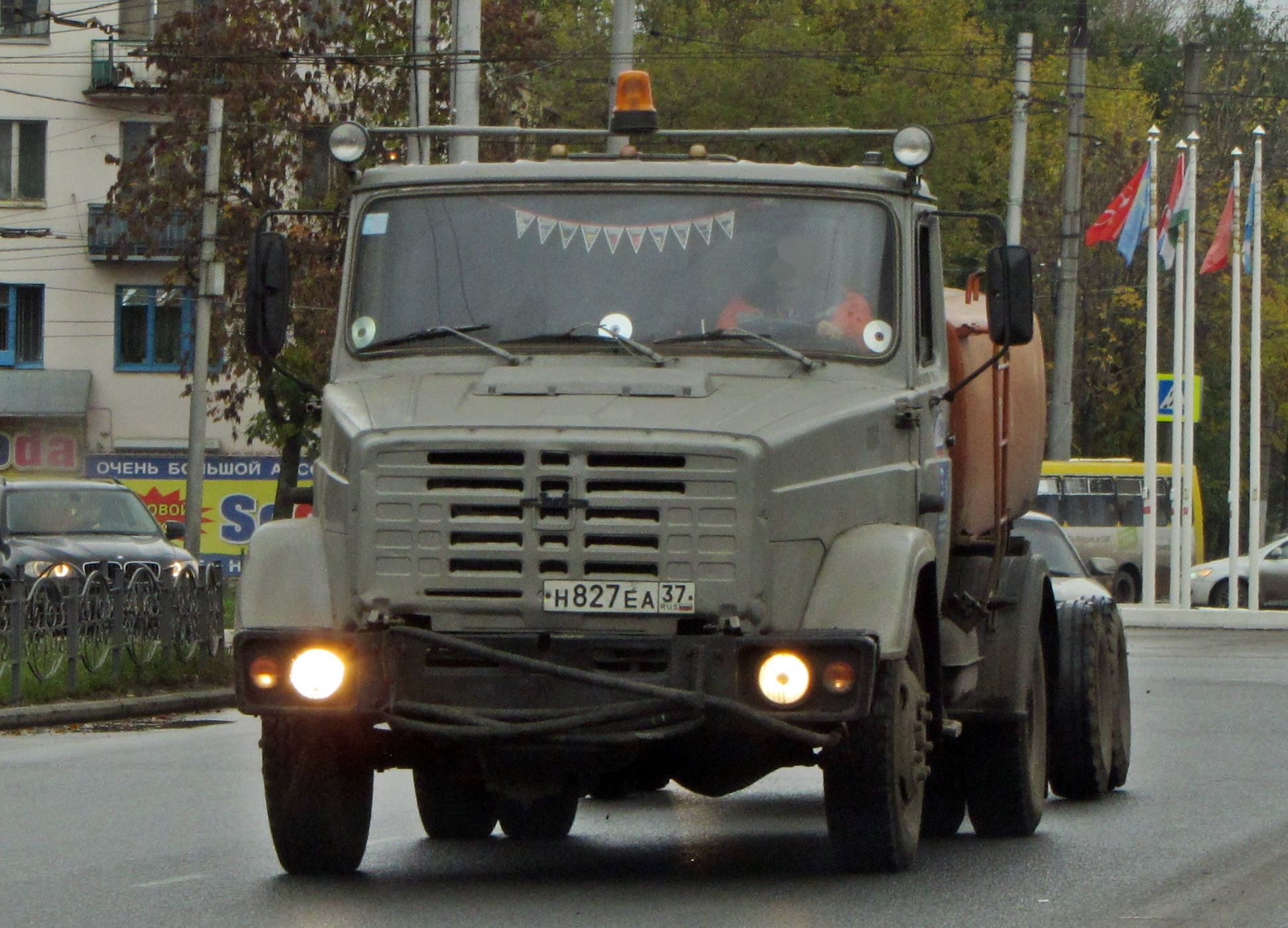 н 827 еа 37, ZIL 4329/4331/4333 4329/4333, 1993–2015