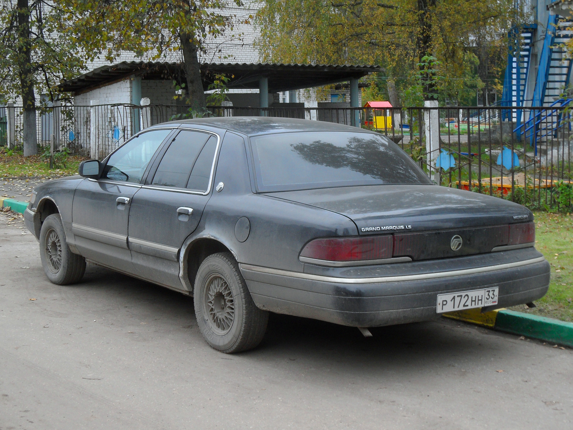 р 172 нн 33, Mercury Grand Marquis 2nd gen (M74/M75; EN53), 1991–1994