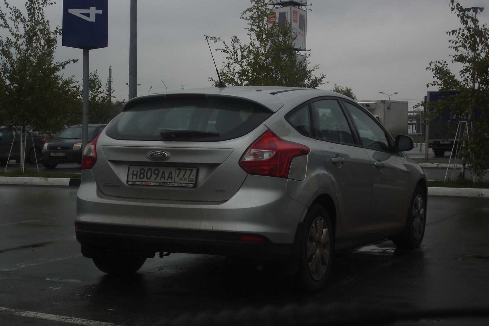 н 809 аа 777, Ford Focus 