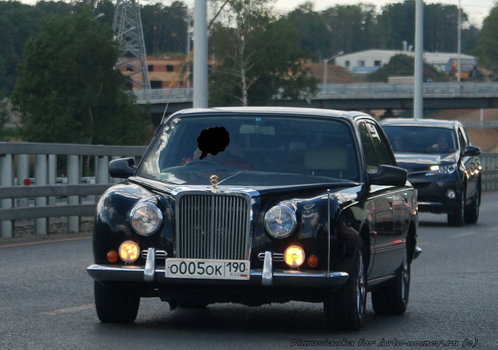 Mitsuoka Cedric