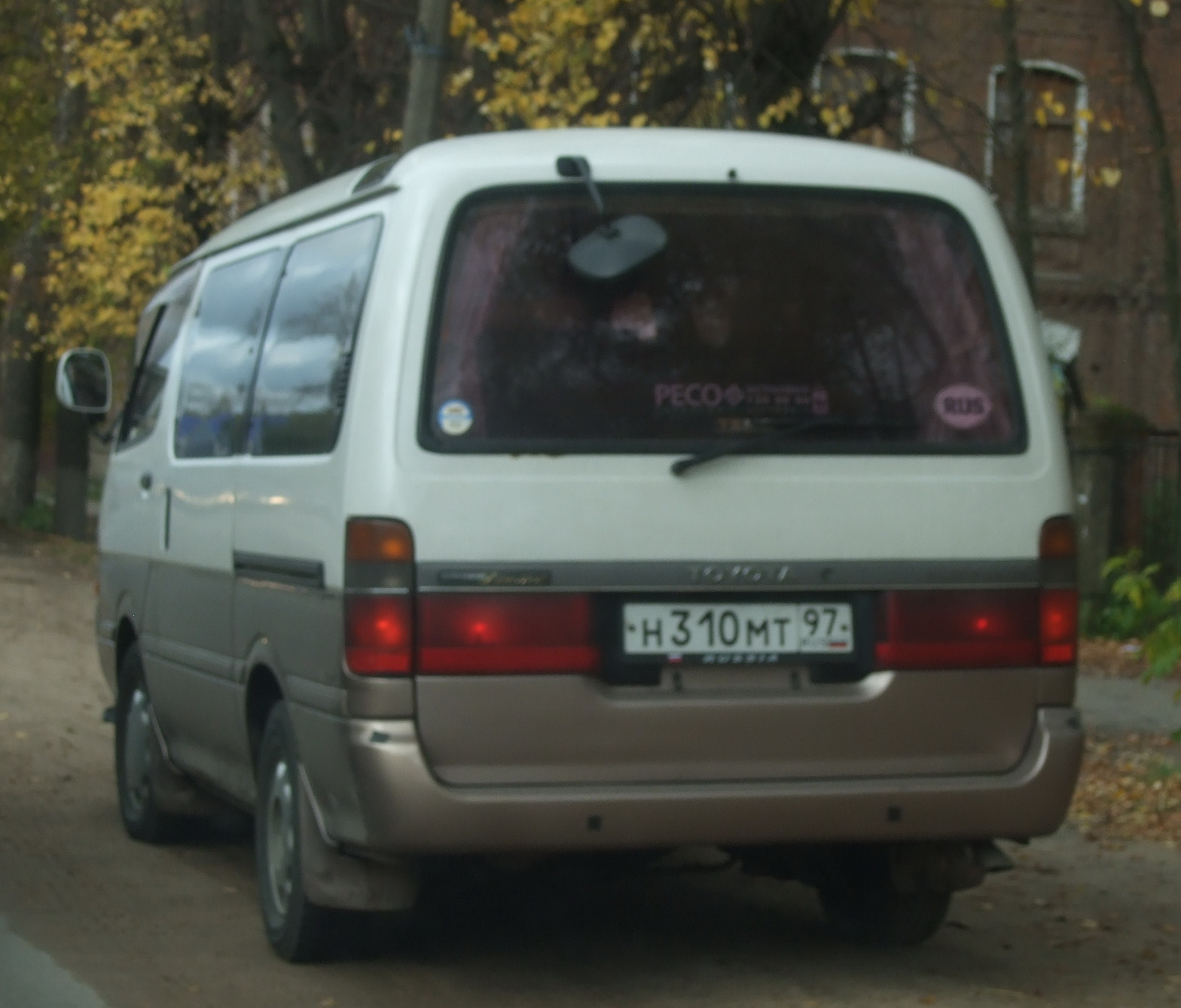 н 310 мт 97, Toyota HiAce 4th gen Van (H100), 1989–2004