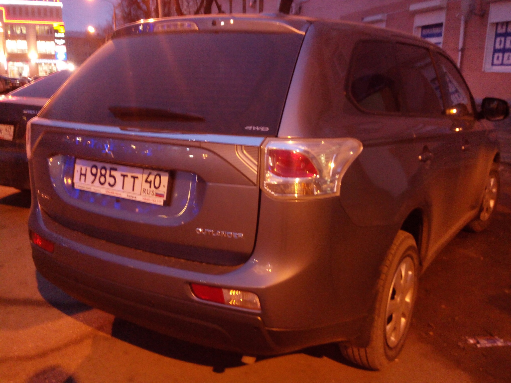 н 985 тт 40, Mitsubishi Outlander 