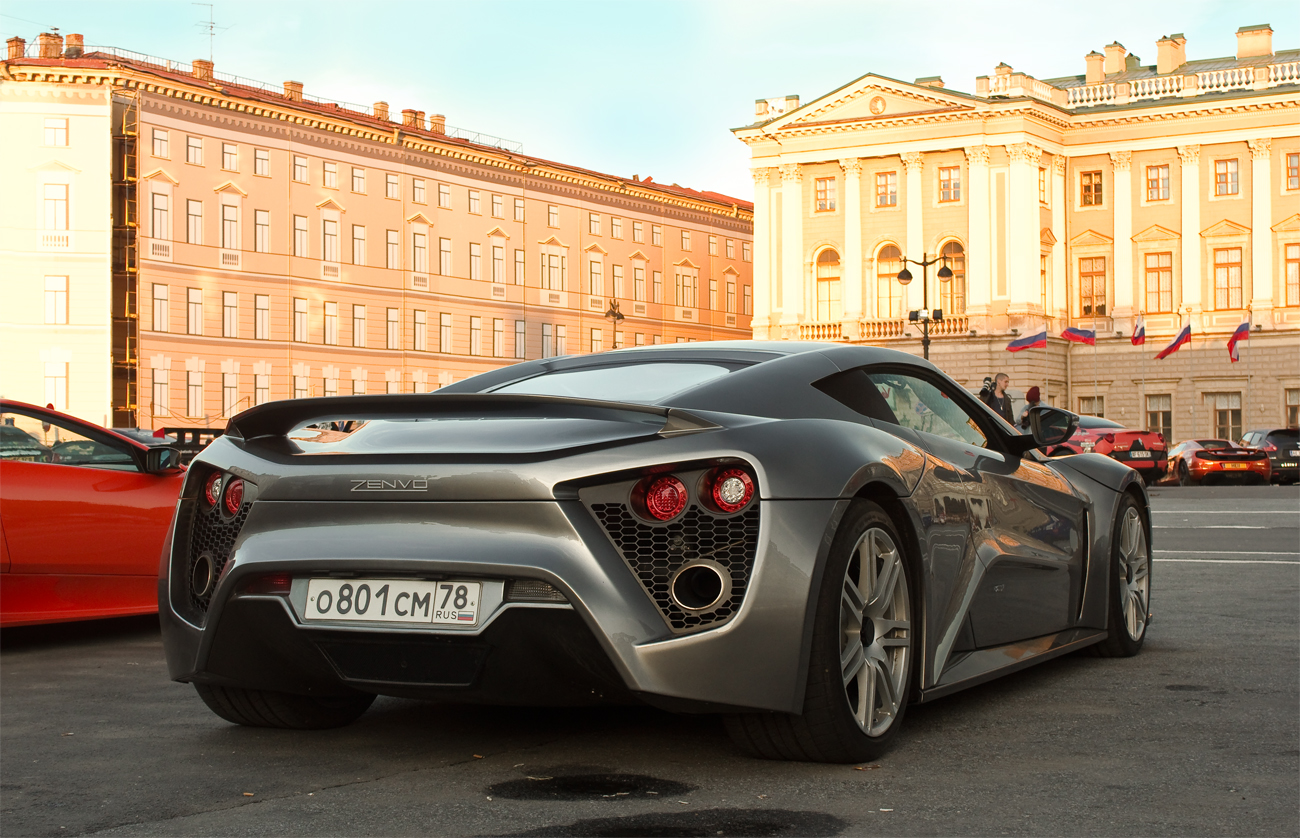 о 801 см 78, Zenvo ST1 