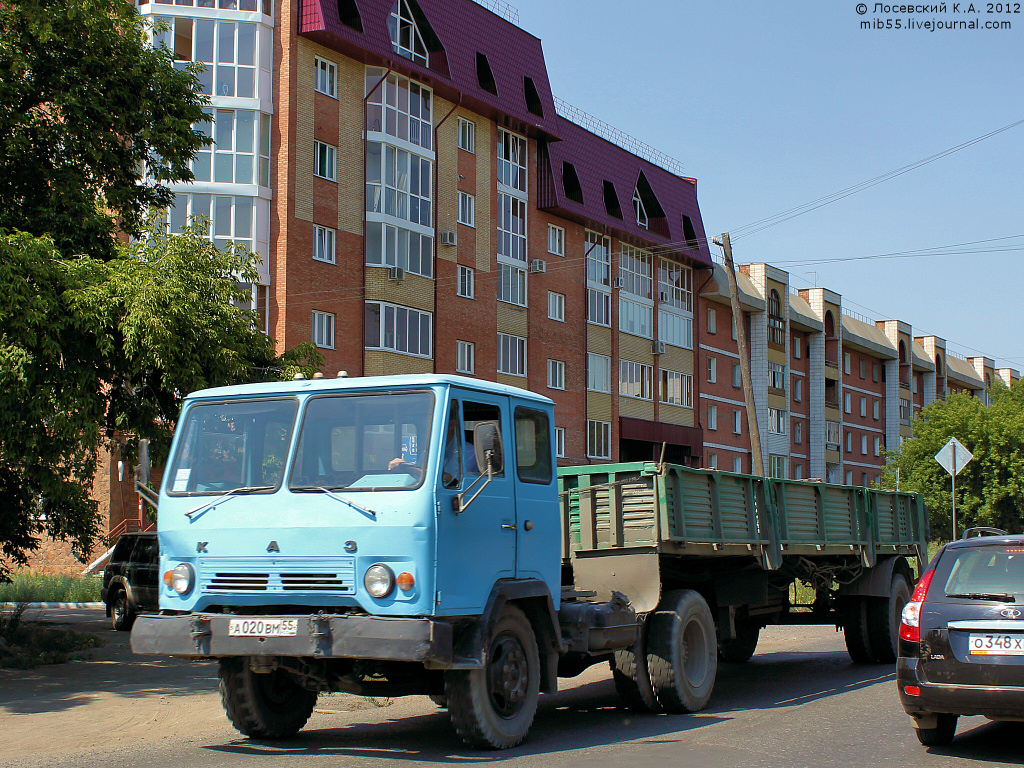 Англ каз фото. Каз-608 Колхида. Каз-608 Колхида тягач. Седельный тягач каз-Колхида. Горный тягач Колхида.