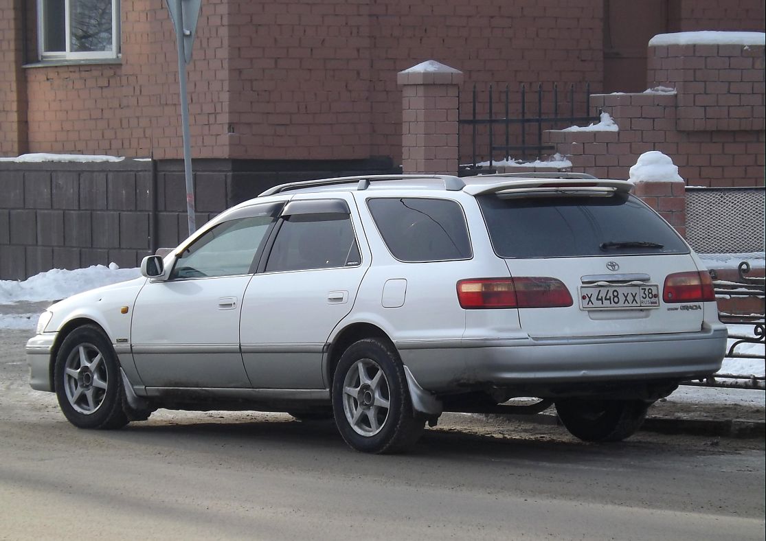 х 448 хх 38, Toyota Camry Gracia Wagon (XV20W), 1996–2001