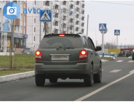 х909тт190, Kia Sorento