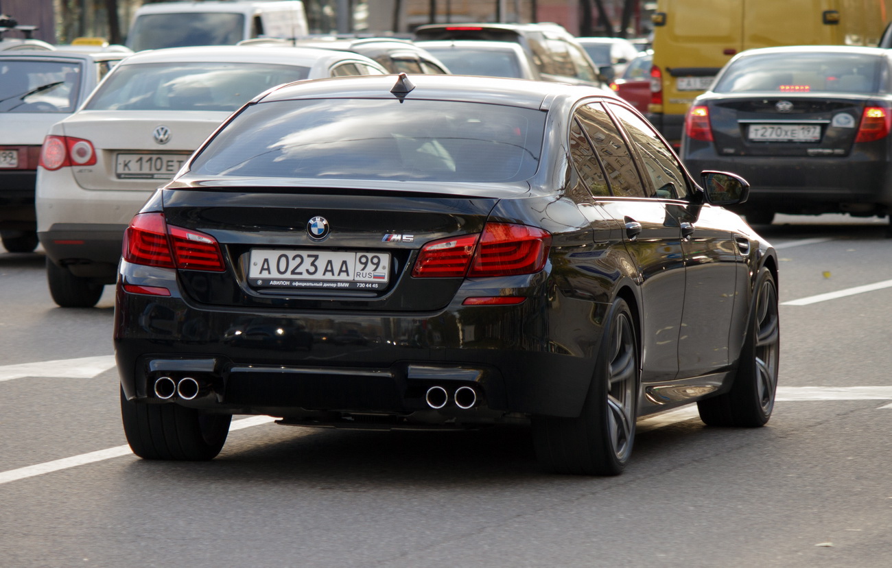 23 автомобиля. BMW m5 666. БМВ м5 а777аа77. А777уе BMW m5. А023аа99.