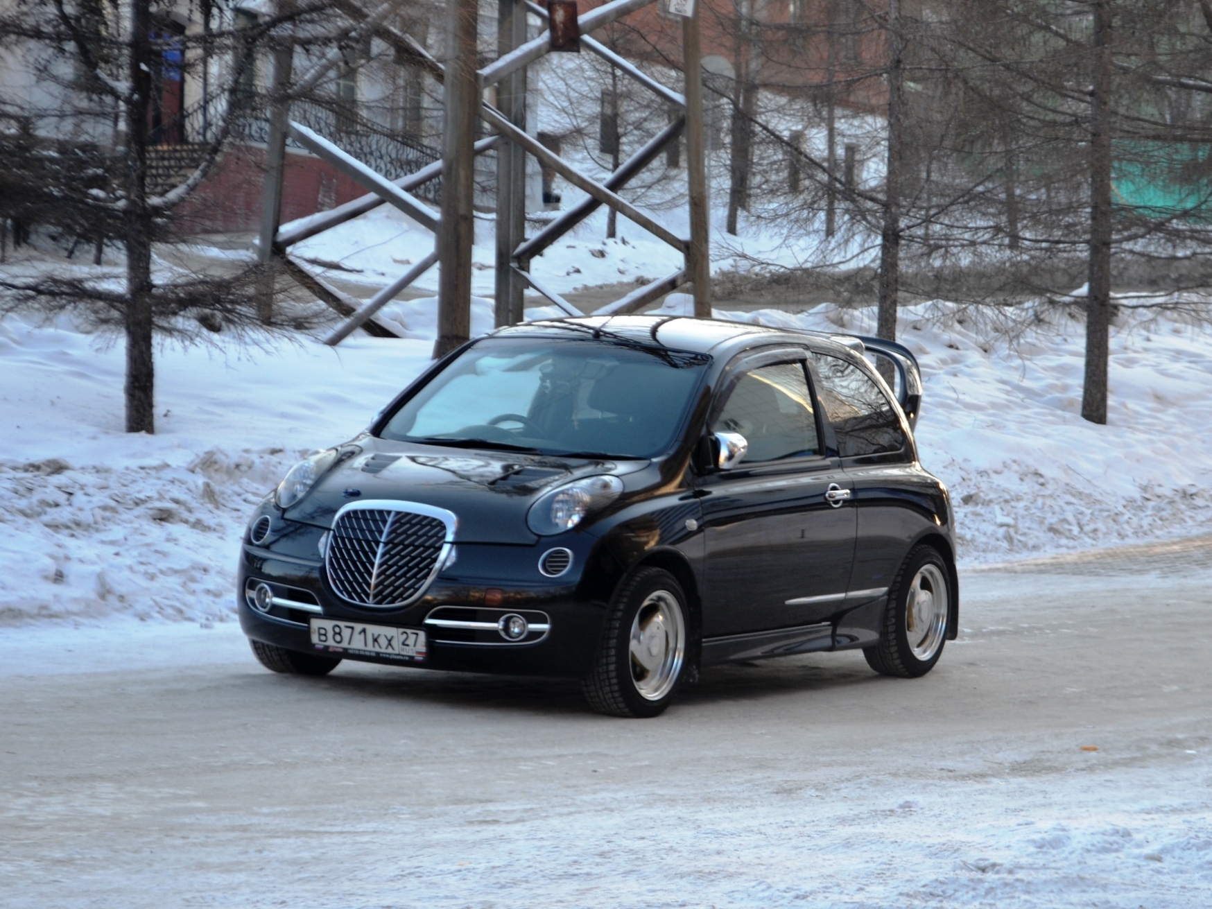 в 871 кх 27, Nissan March 3rd gen Bolero (K12; JP-market), 2004–2010