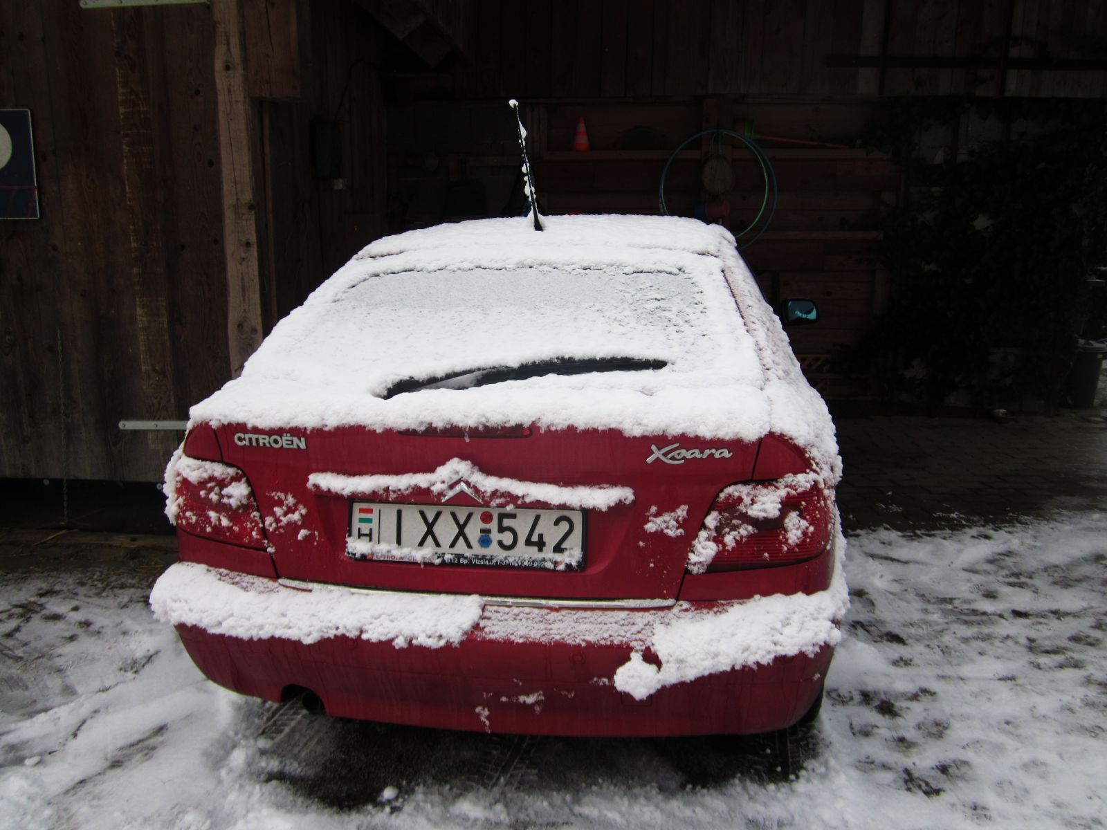 IXX-542, Citroёn Xsara 1st gen 3-door Coupé (N7), facelift, 2000–2004