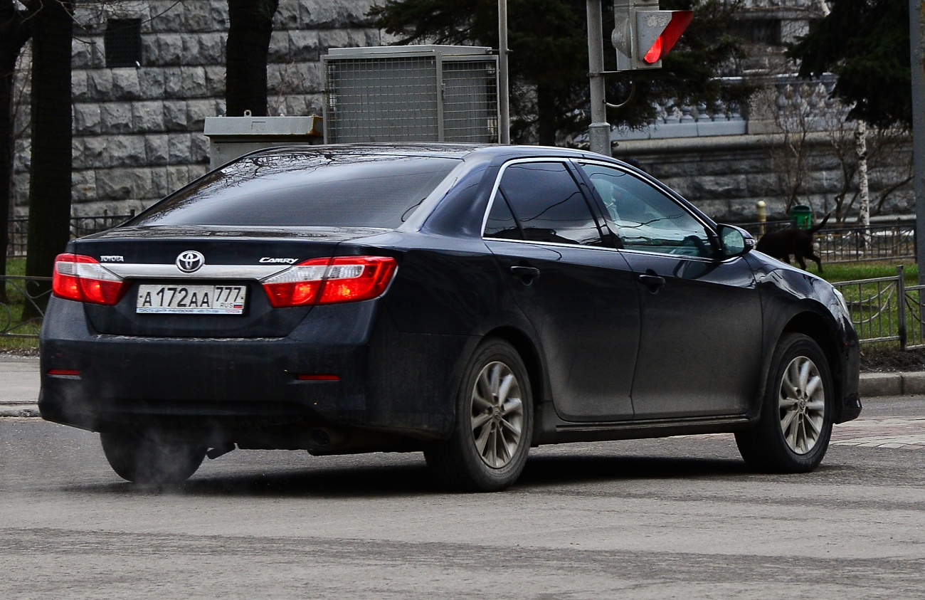 Камри москва. Toyota Camry а756аа178. Тойота Камри 25. Тойота Камри а831аа78. Camry 50 777.