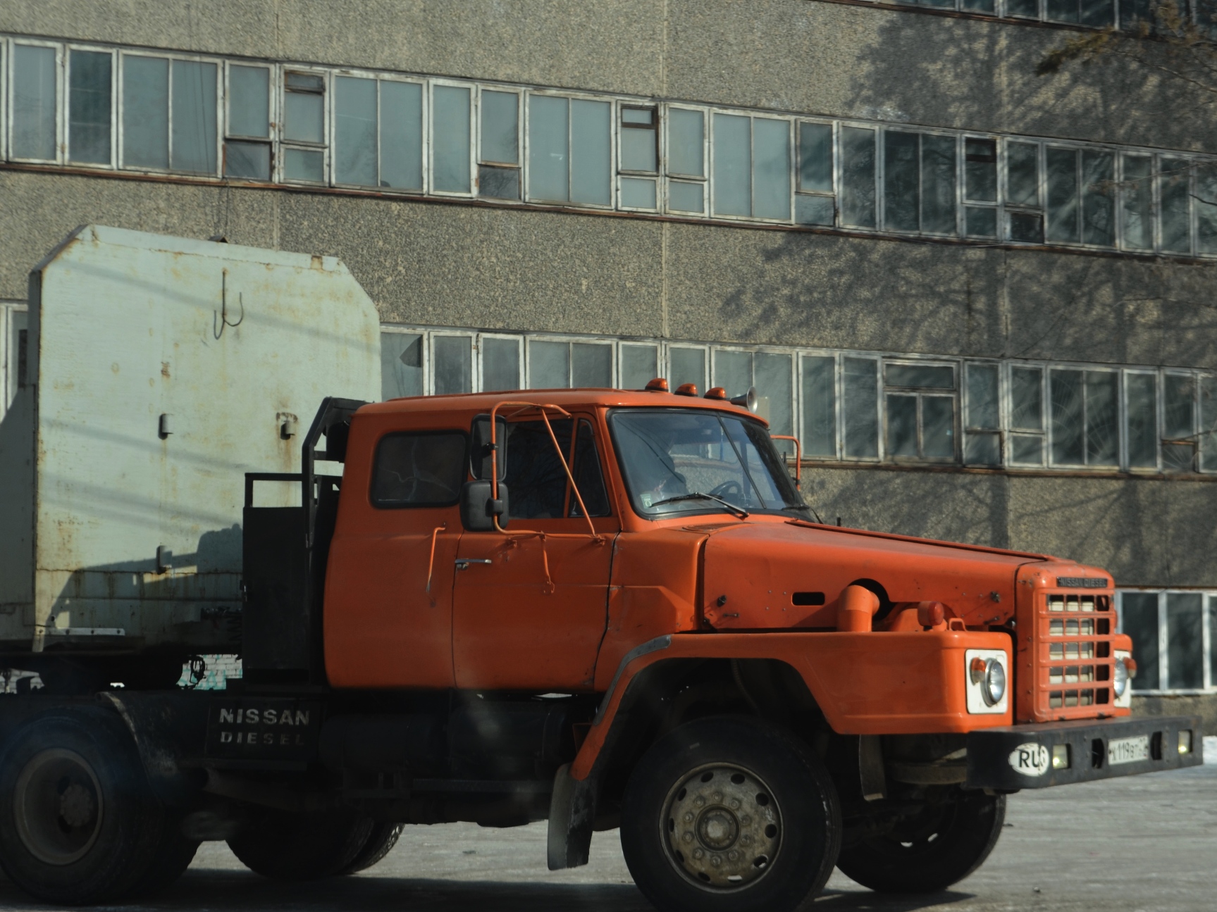 х 119 вт 27, Nissan Diesel TW52 