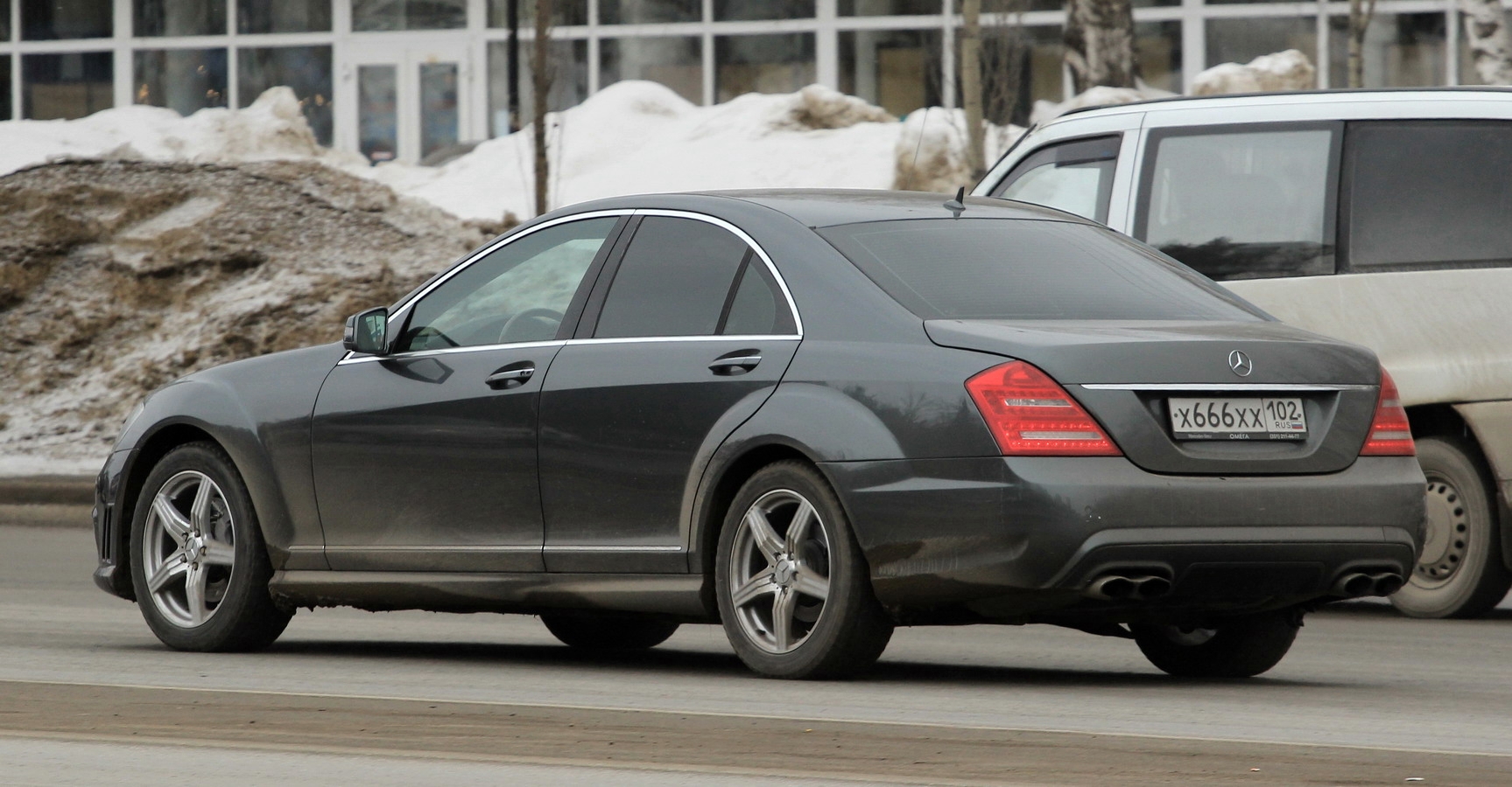 х 666 хх 102, Mercedes-Benz S-Klasse 7th gen (W221/V221), 2005–2013