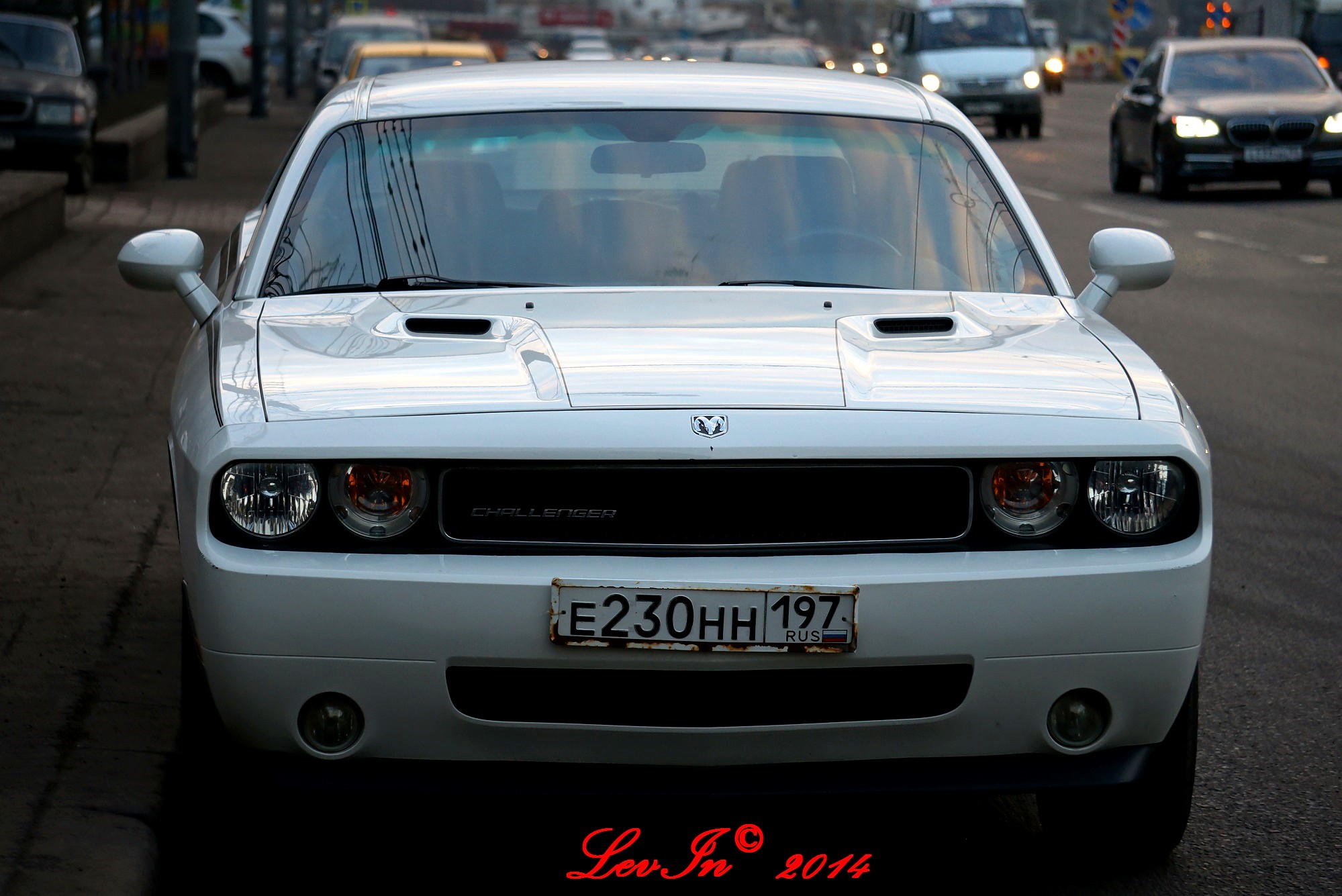 е 230 нн 197, Dodge Challenger 3rd gen (LA/LC), 2008–2014