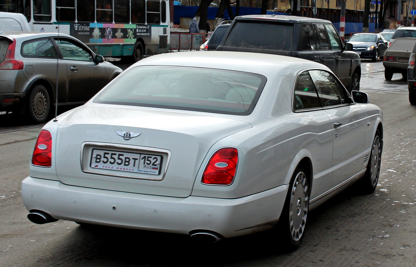 в 555 вт 152, Bentley Brooklands 2nd gen Coupé, 2008–2011