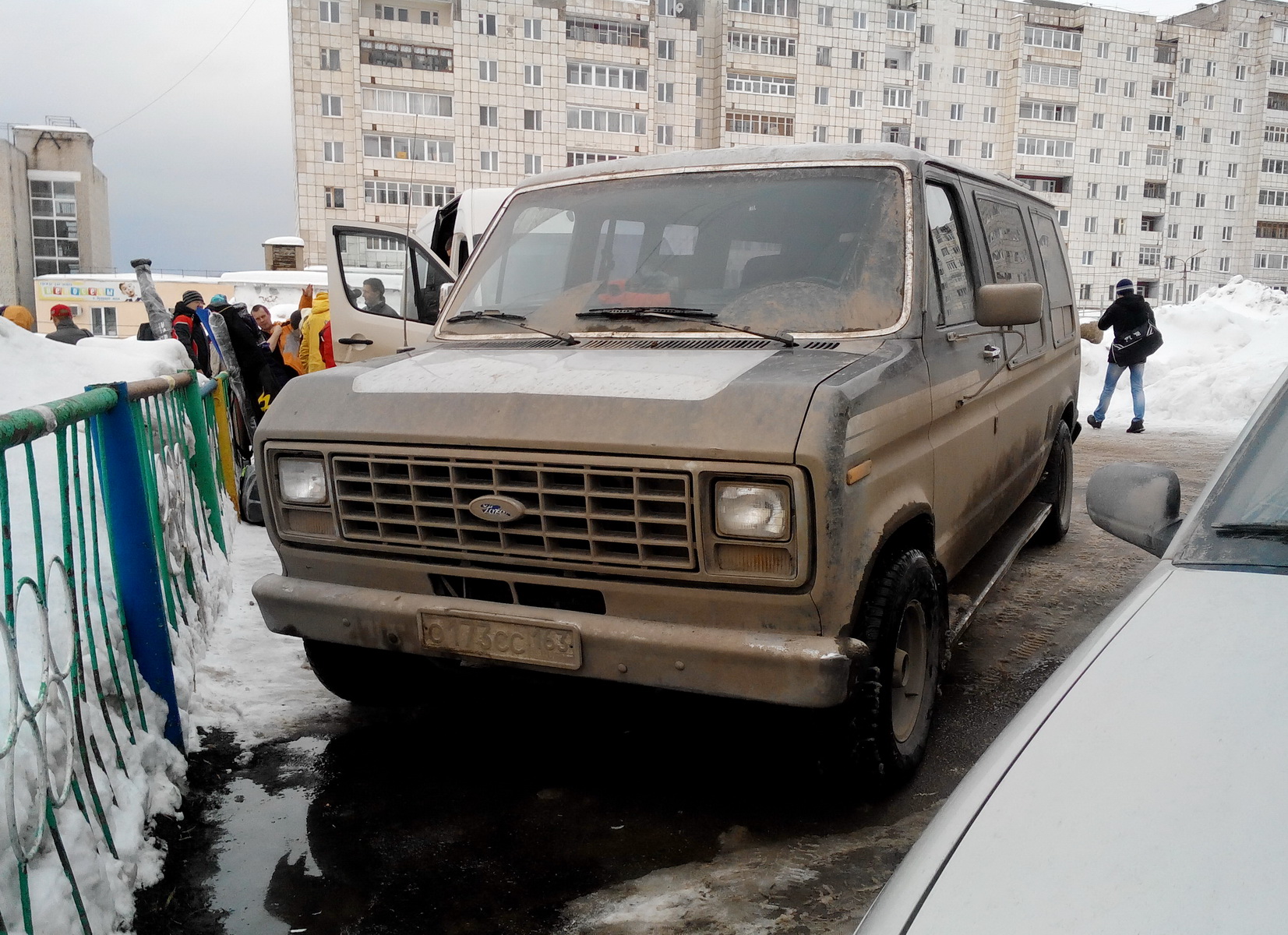 о 173 сс 163, Ford E-Series 