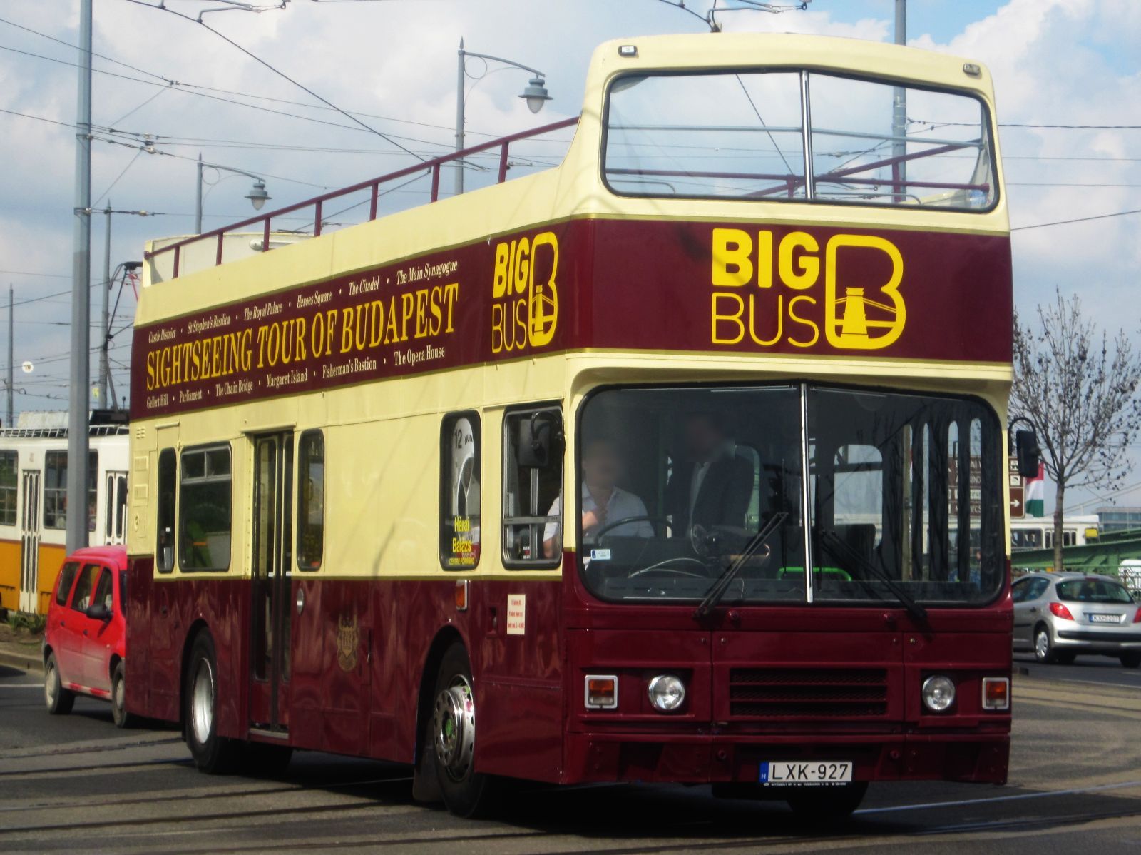 LXK-927, Leyland Olympian 