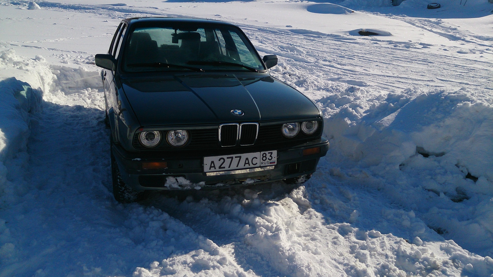 а 277 ас 83, BMW 3 Series 2nd gen Sedan (E30), 1983–1991