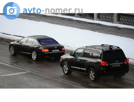 м850мм199, Bentley Flying Spur