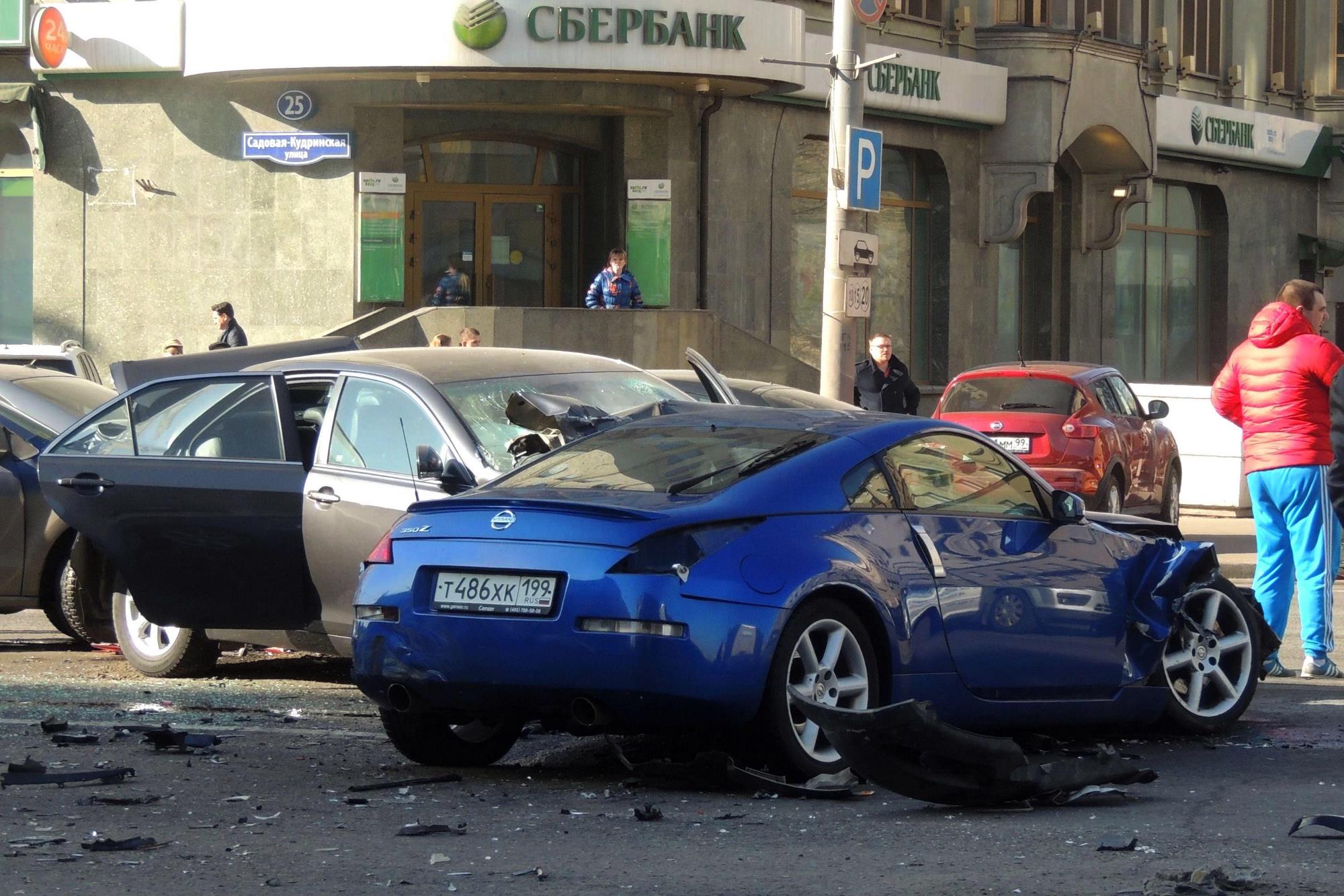 т 486 хк 199, Nissan 350Z 