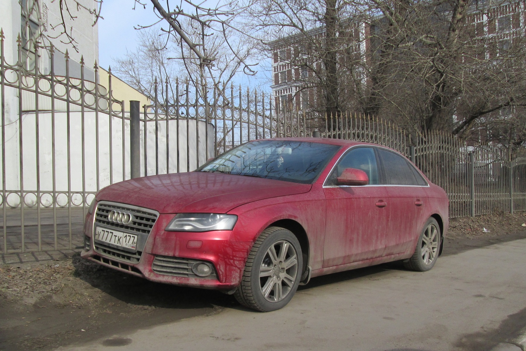 у 777 тк 177, Audi A4 4th gen Sedan (B8/8K2), 2007–2012