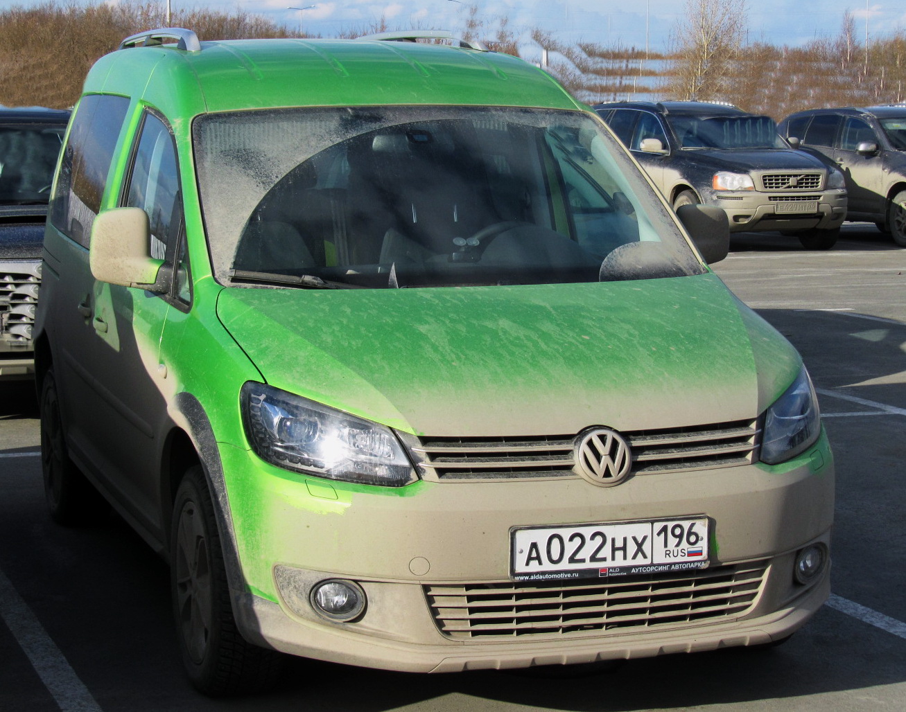 а 022 нх 196, Volkswagen CrossCaddy 1st gen (2K), 2013–2015