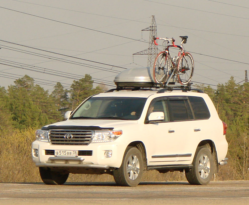 в 515 вв 38, Toyota Land Cruiser 200 (J200), 1st facelift, 2011–2015