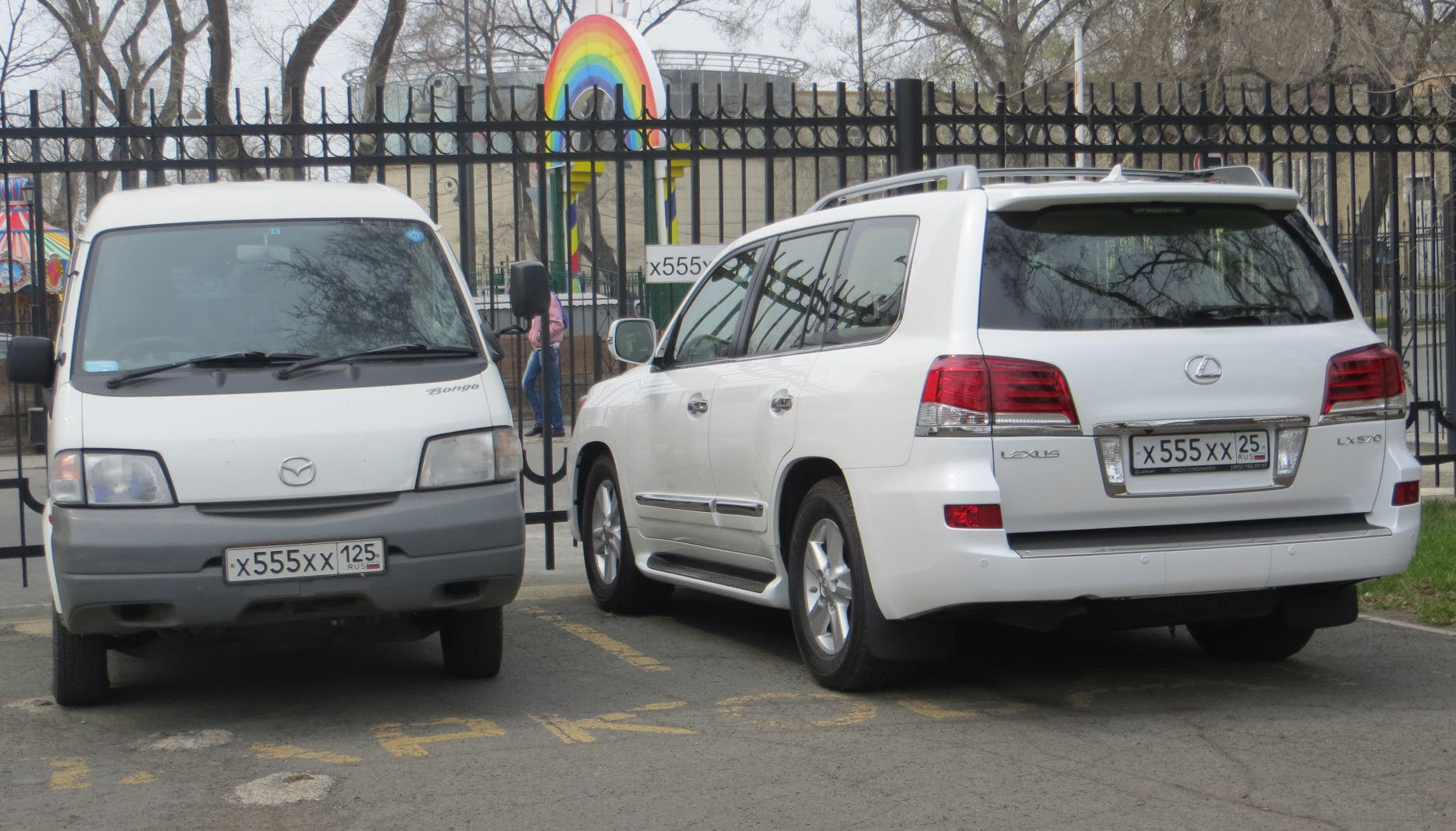 х 555 хх 25, Lexus LX 3rd gen (J200), 1st facelift, 2012–2015