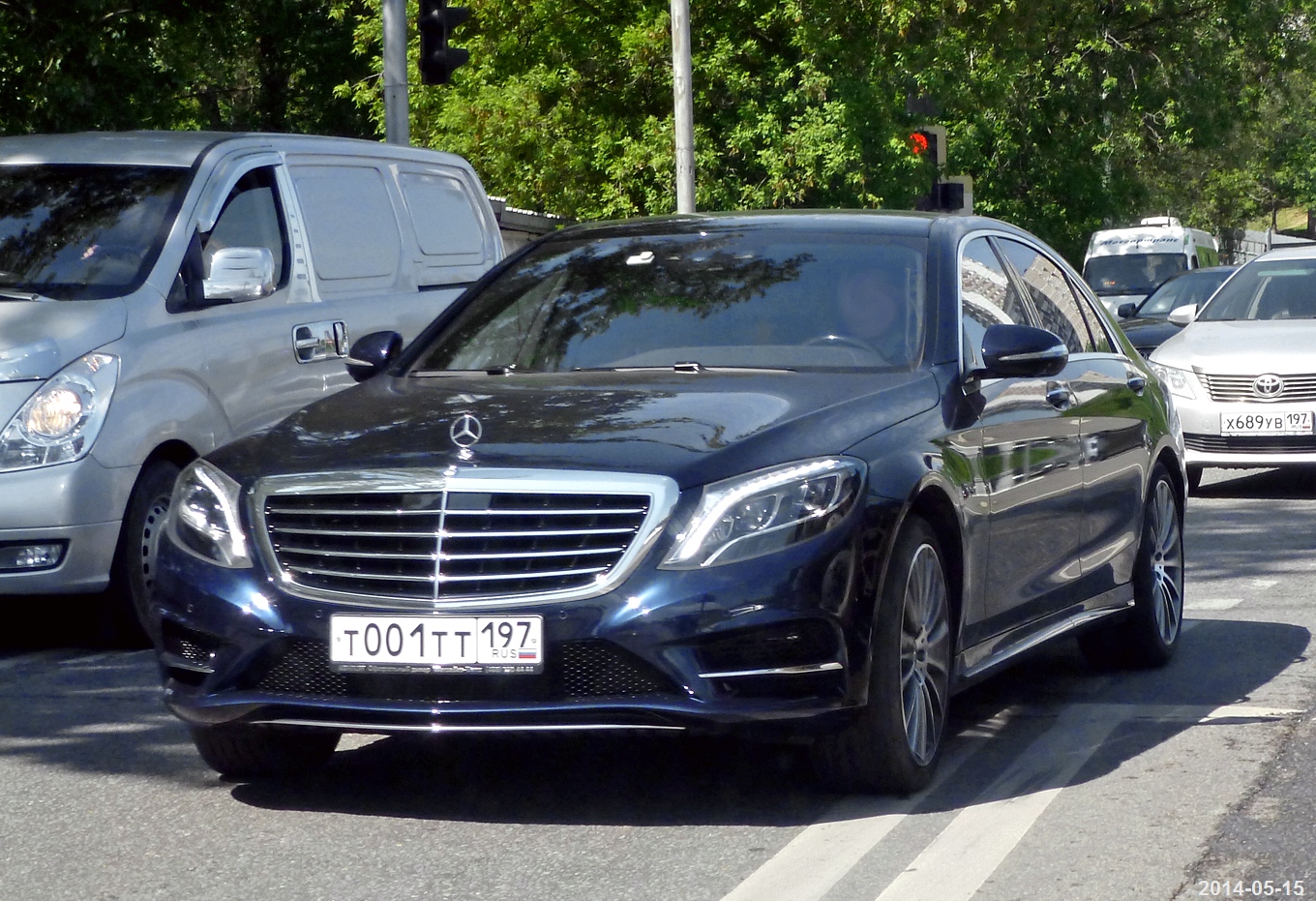 т 001 тт 197, Mercedes-Benz S-Klasse 8th gen Sedan (W222/V222), 2013–2020