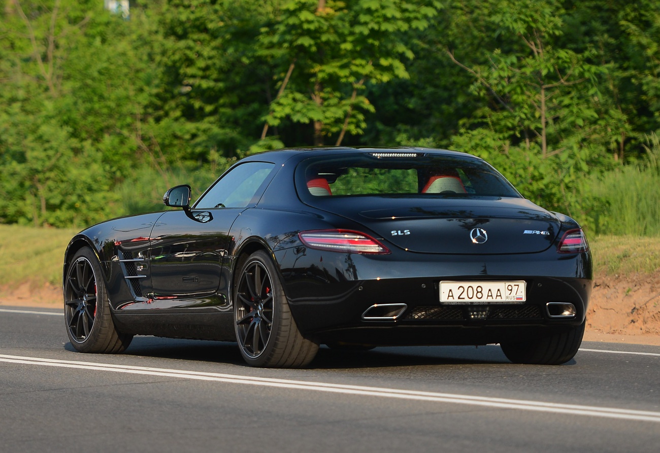 SLS AMG BMW M z4