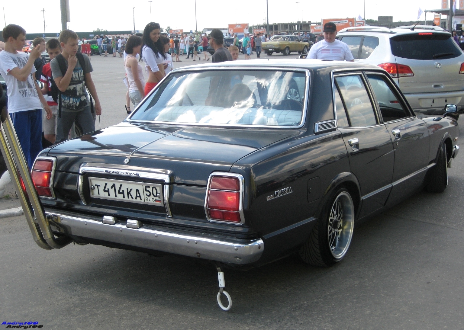 Toyota Cressida x30 stance Orange