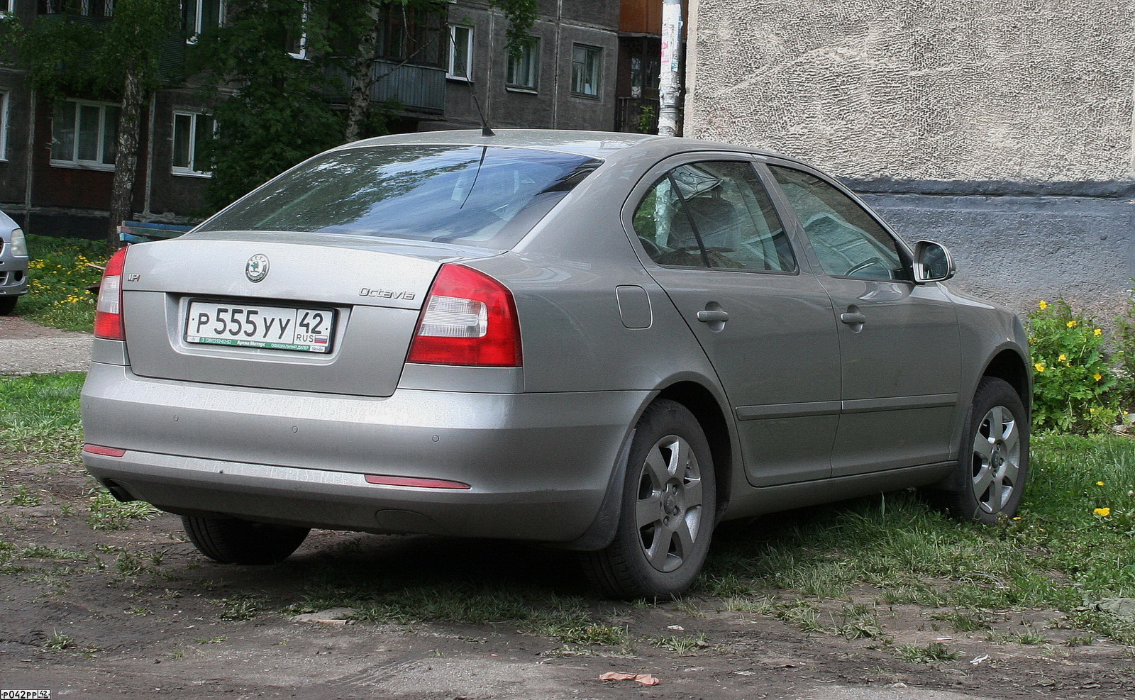 р 555 уу 42, Skoda Octavia 