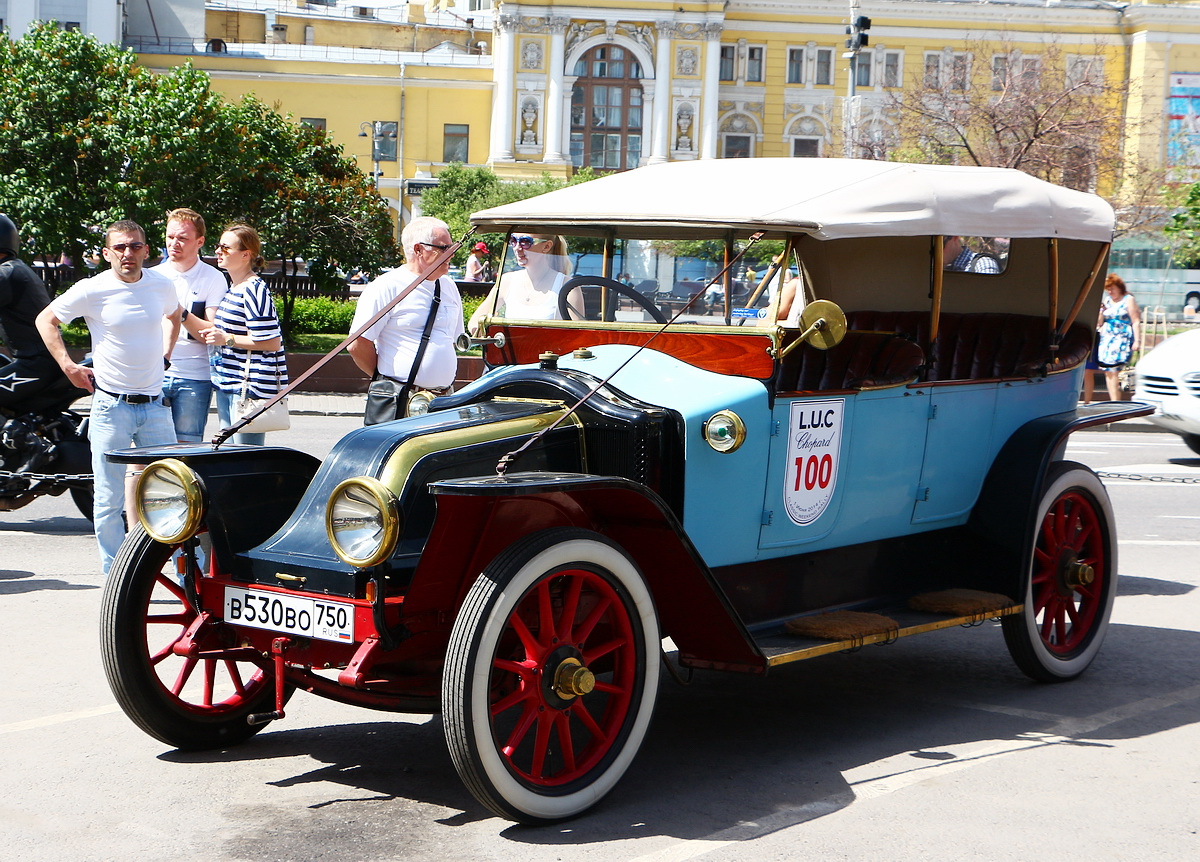 в 530 во 750, Renault Type EF 