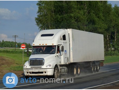 р999мм33, Freightliner Columbia