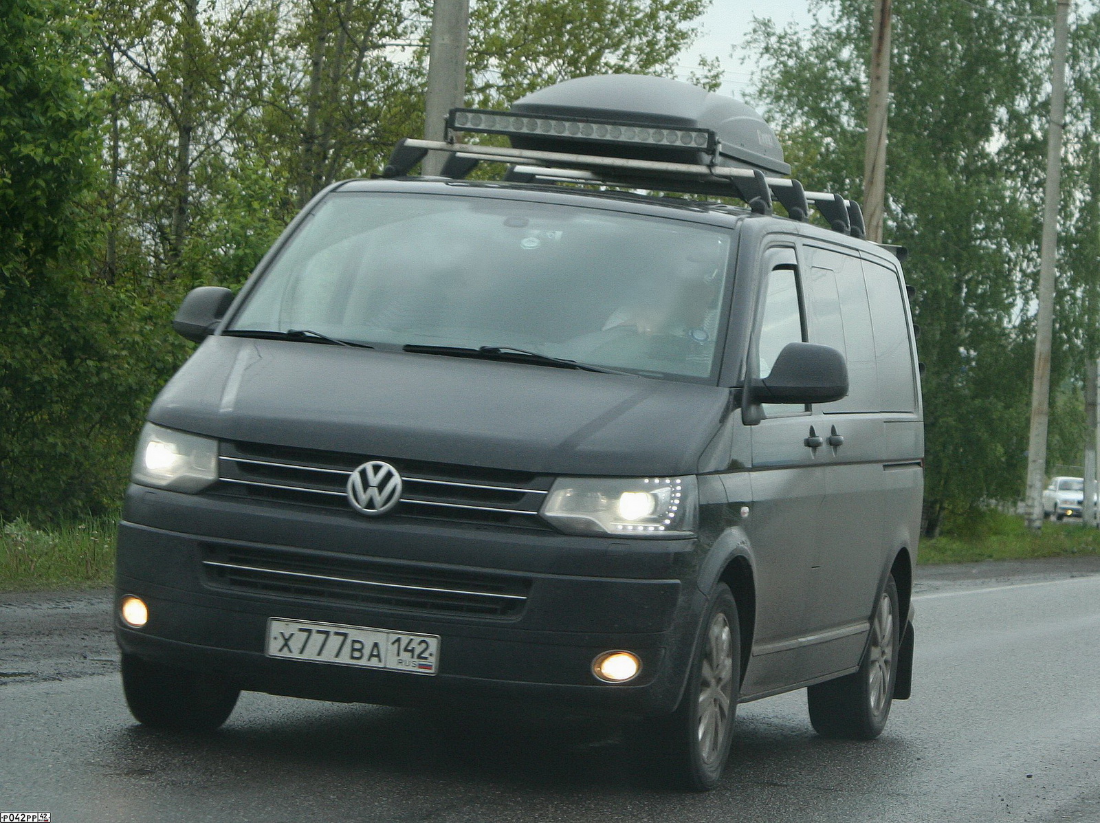 х 777 ва 142, Volkswagen Multivan 