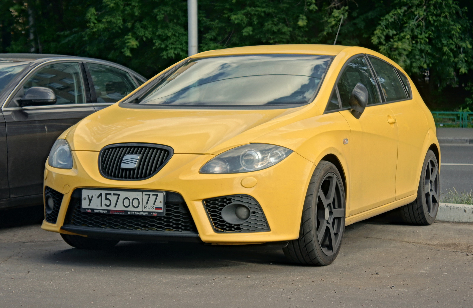 Seat чипованный