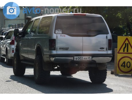 в002ав25, Ford Excursion