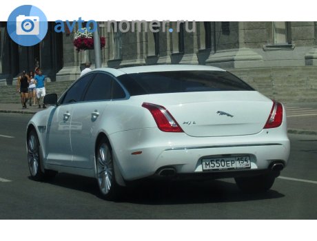 м550ер154, Jaguar XJ