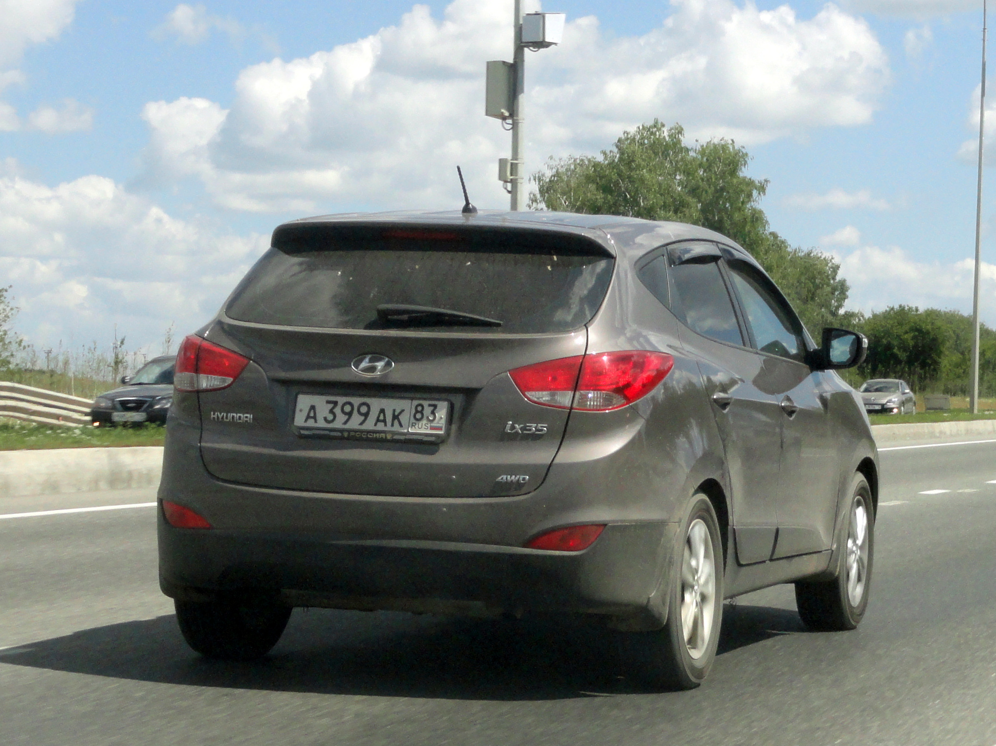а 399 ак 83, Hyundai ix35 1st gen (LM), 2009–2016 (–2021 for BR-market)