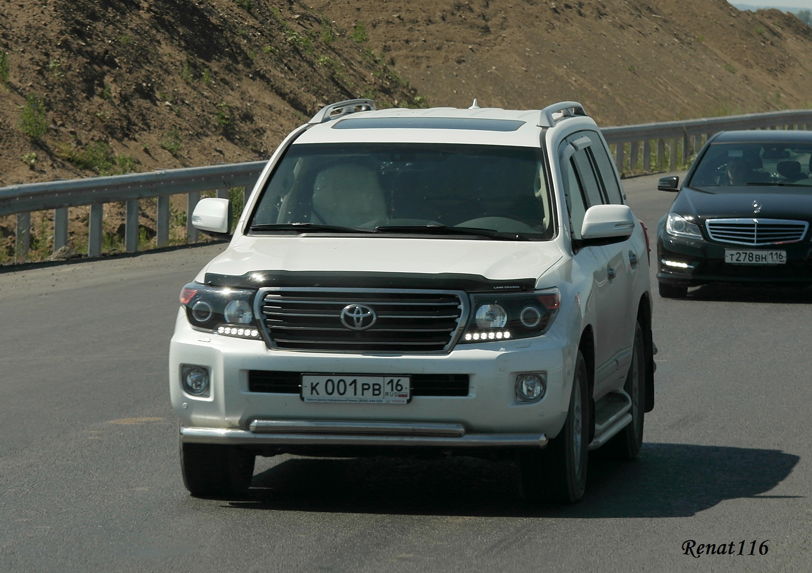 к 001 рв 16, Toyota Land Cruiser 