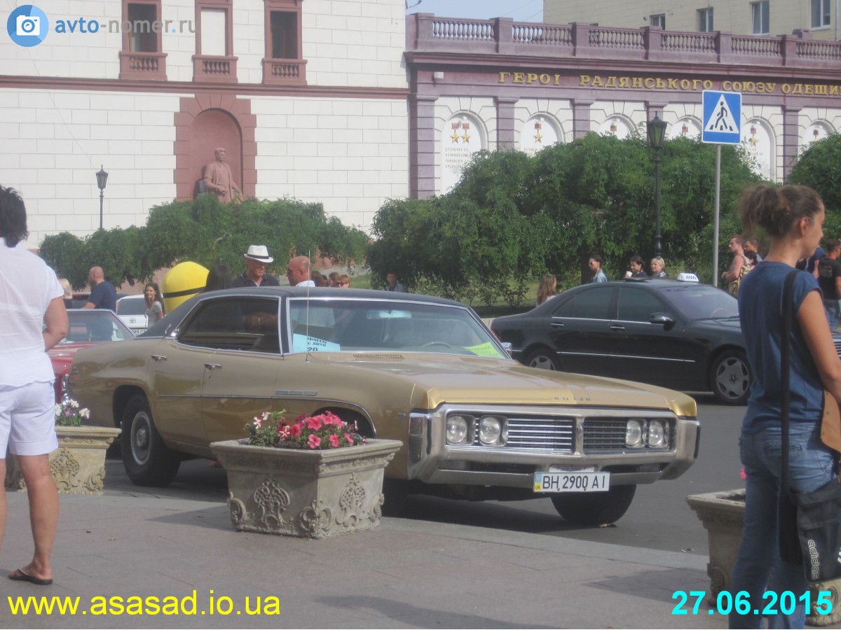 BH 2900 AI, Buick LeSabre 3rd gen 1969 4-door Hardtop (45239/45439; B-body), 4th facelift, 1968–1969