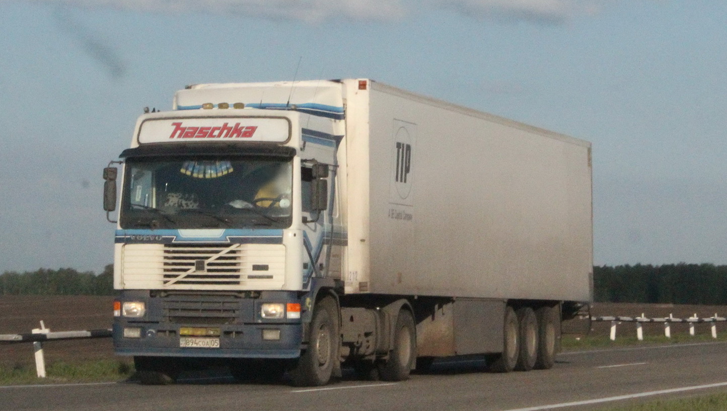 894 COA 05, Volvo F12 