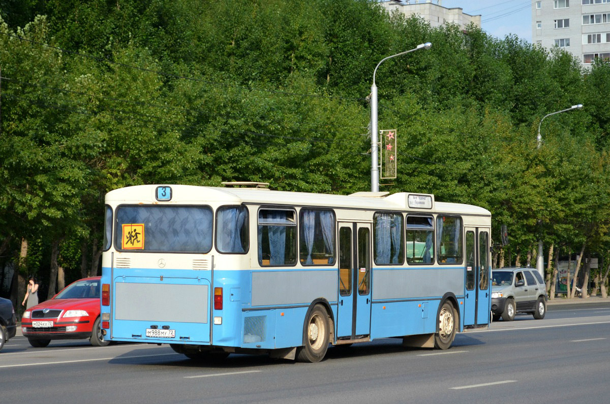 м 988 му 72, Mercedes-Benz O305 
