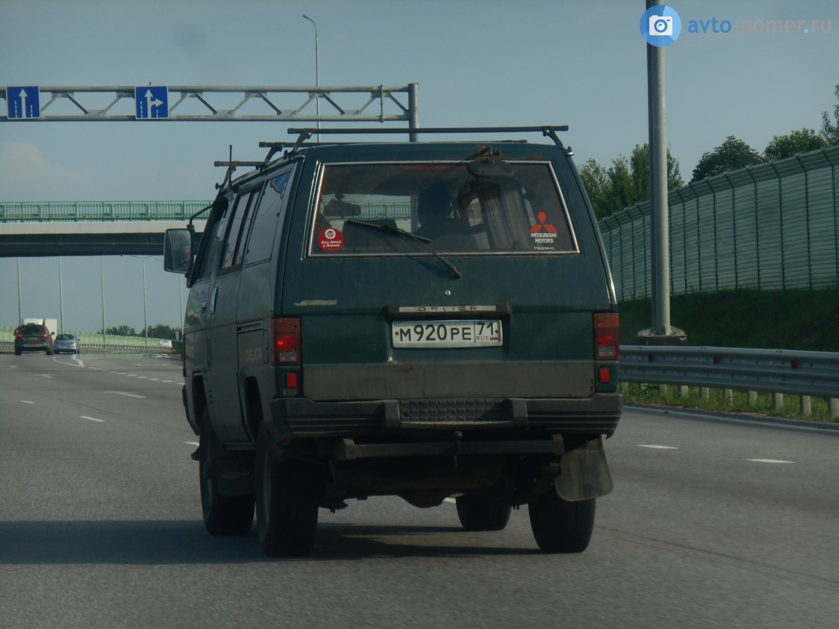 м 920 ре 71, Mitsubishi Delica 