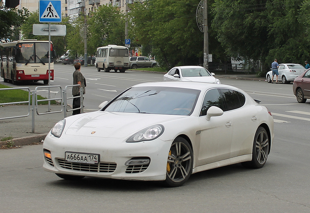 а 666 аа 174, Porsche Panamera 1st gen (970), 2009–2013