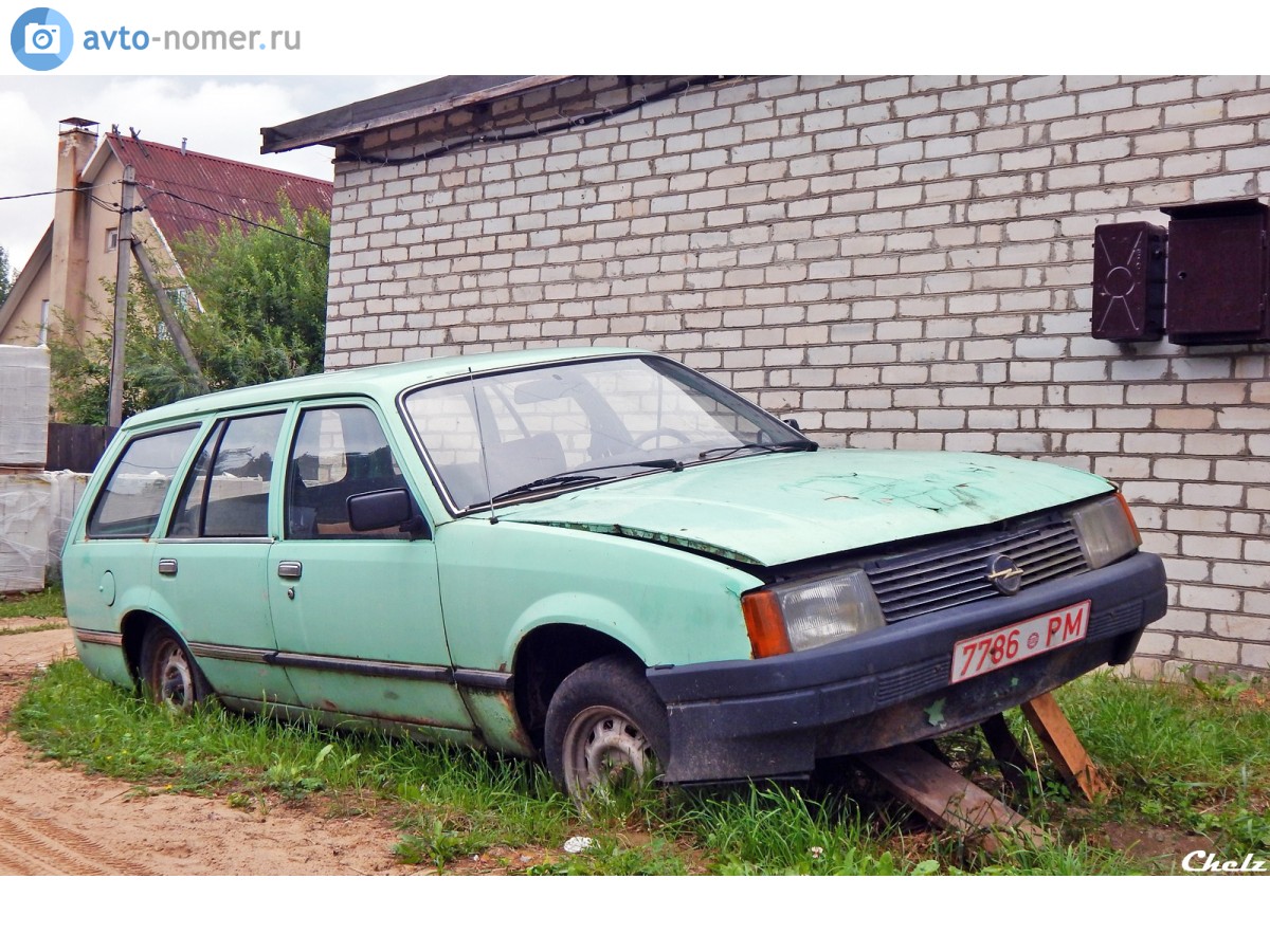 7786 PM, Opel Rekord 5th gen 5-door Caravan (E1), 1977–1982